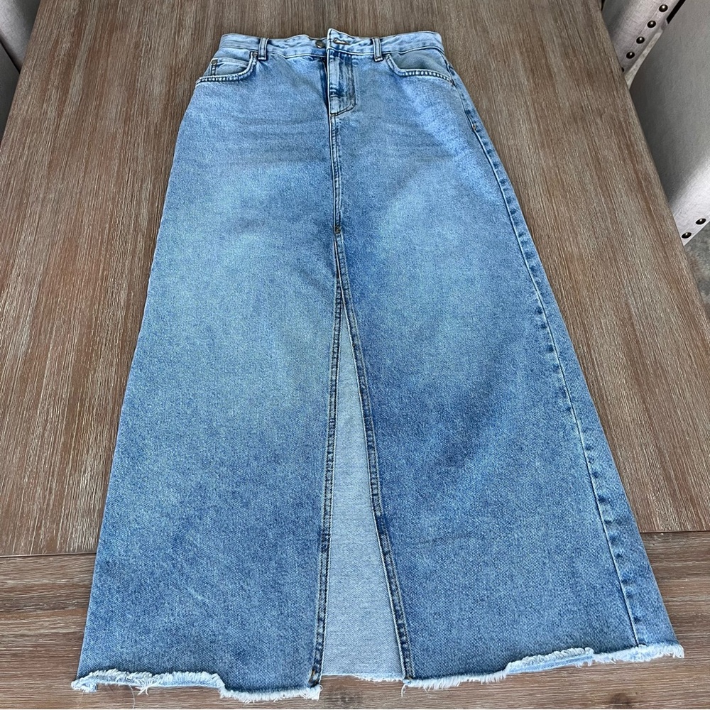 Pilcro from Anthropologie, Madi front-slit denim skirt, Endless summer wash, 4 - Picture 11 of 16